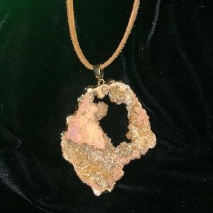 Gold-Dipped Agate Druzy Window Necklace